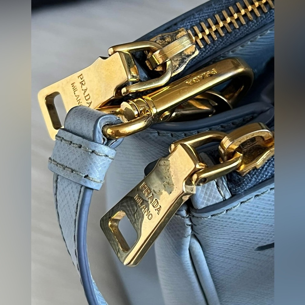 Prada Saffiano Lux Medium Galleria Zip Tote - Picture 11 of 16